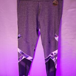 PINK Victoria's Secret Gray Cropped Leggings